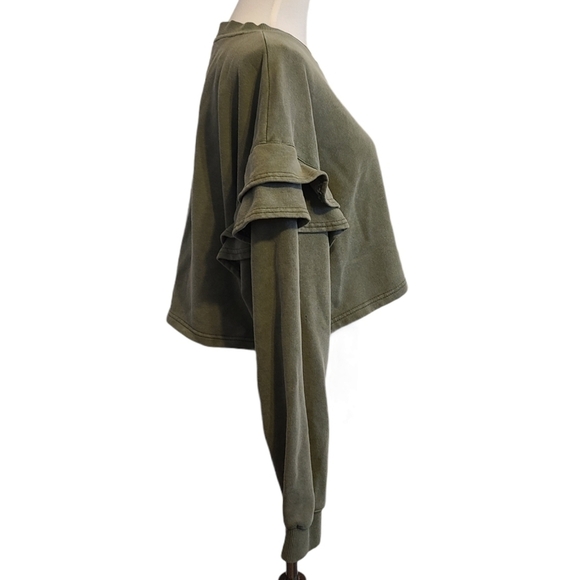 7 For All Mankind Green Cropped Ruffle Sweater Y2K Grunge Streetwear Medium NWT - Picture 5 of 8